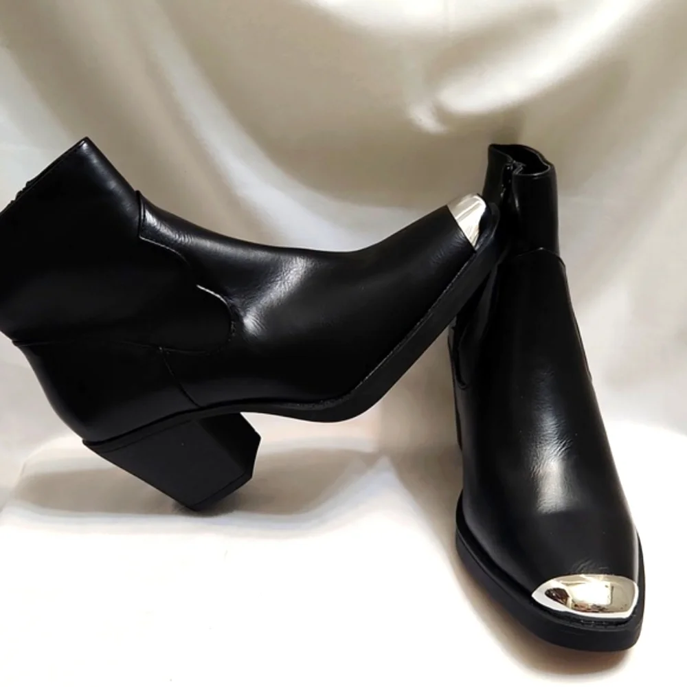 Truffle Collection Black Silver Western Steel Toe Ankle Boots (W Size 38)